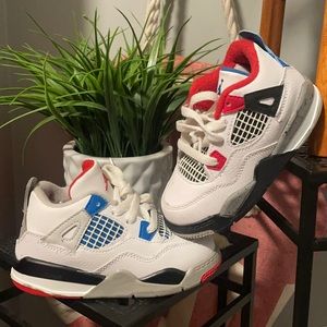 NIKE Toddler White/Blue/Red Air Jordan 4 Retro